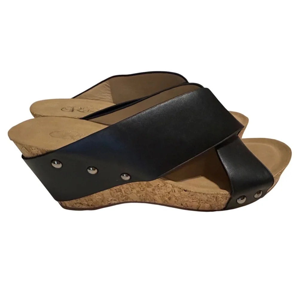 Modern Rebels Rain Black Faux Leather Cork Wedge Platform Studded Sandals 7